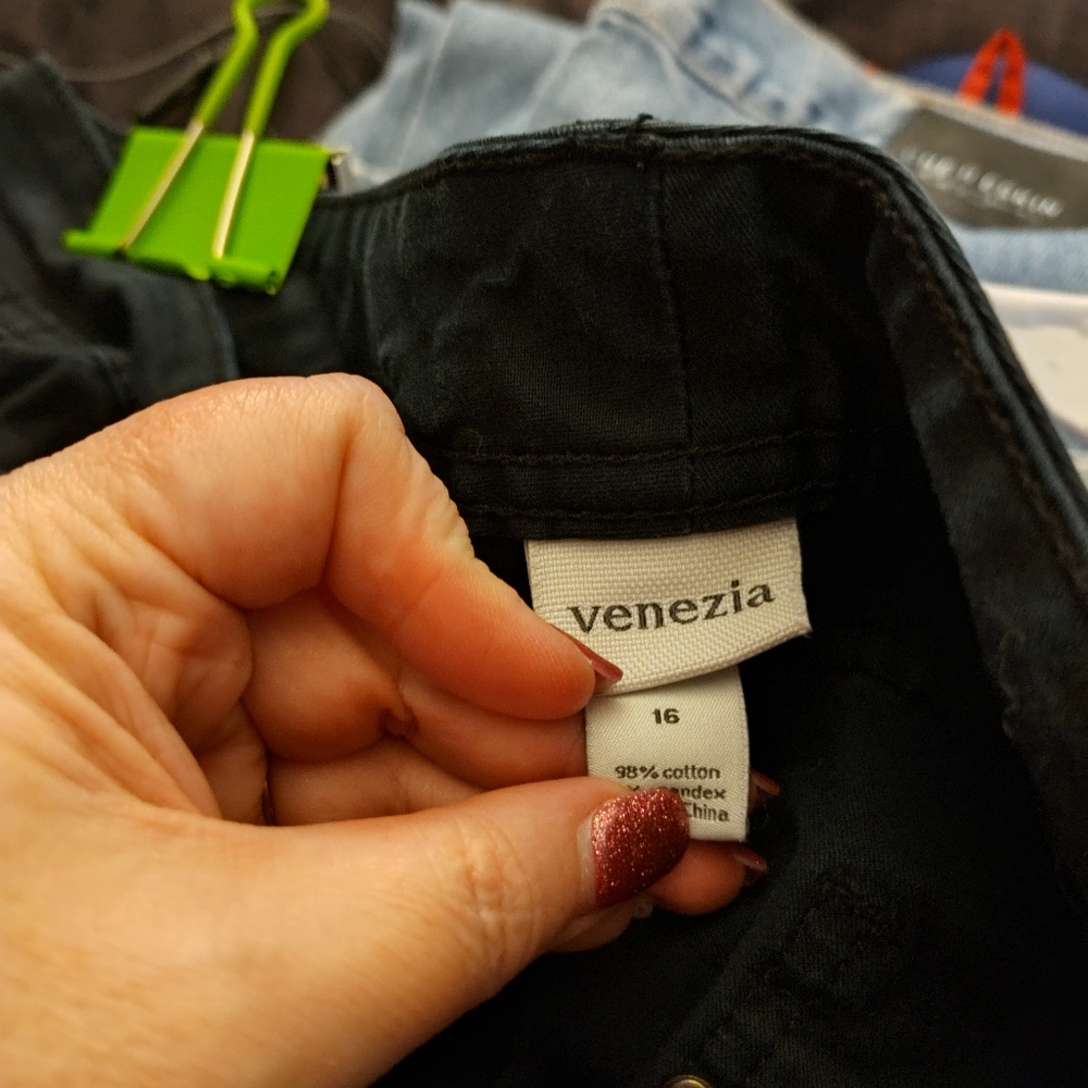 Venezia black crop pants size 16